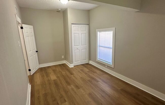 3 beds, 2 baths, $1,399