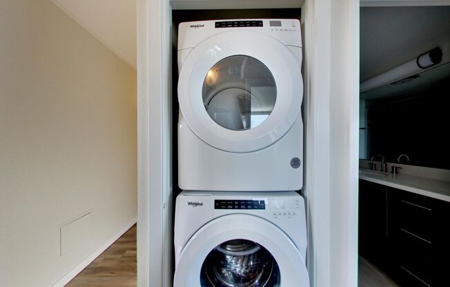 2 beds, 1 bath, 1,042 sqft, $3,440, Unit 212