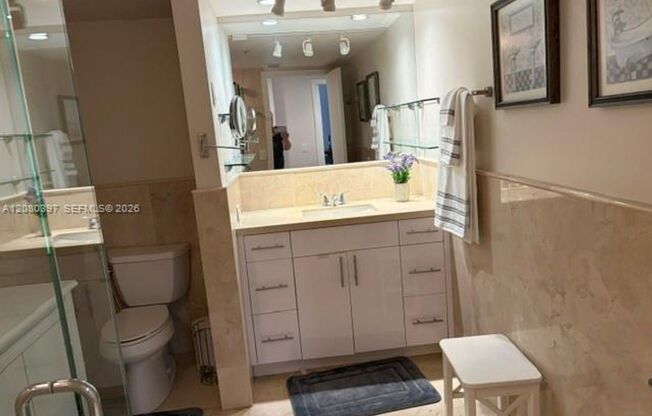 3 beds, 2 baths, $4,500, Unit # 4 L
