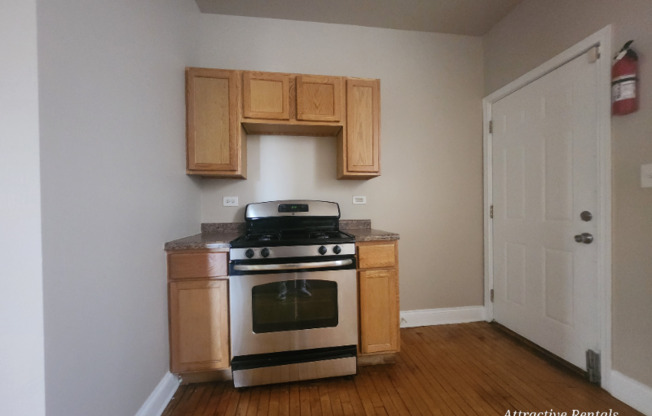 49 E MARQUETTE RD