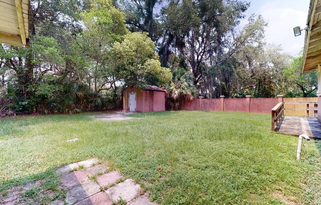 4 beds, 2.5 baths, $2,100
