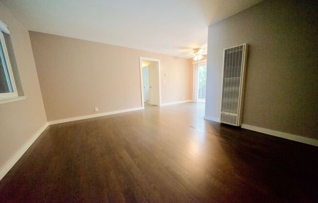 2 beds, 1 bath, 950 sqft, $3,000, Unit 1