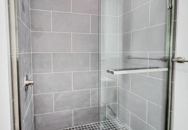 1705 MARTIN LUTHER KING WAY