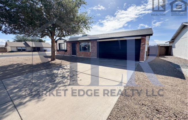 3Bed/2Bath Home at Olive Ave/103rd Ave! Ready for Immediate Move-In! -- RV GATE! NO HOA!