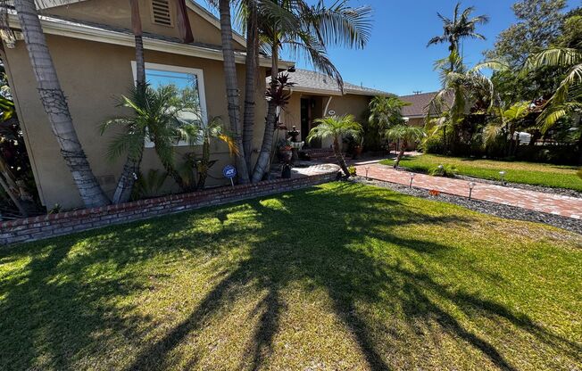 Three Bedroom Pool Home for Rent in Downey!