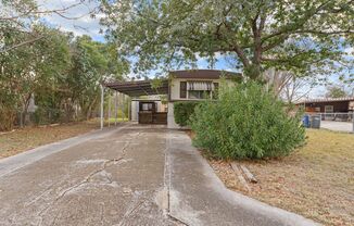 2 Bedroom/1 Bathroom Home in the Green Valley Estates Subdivision!