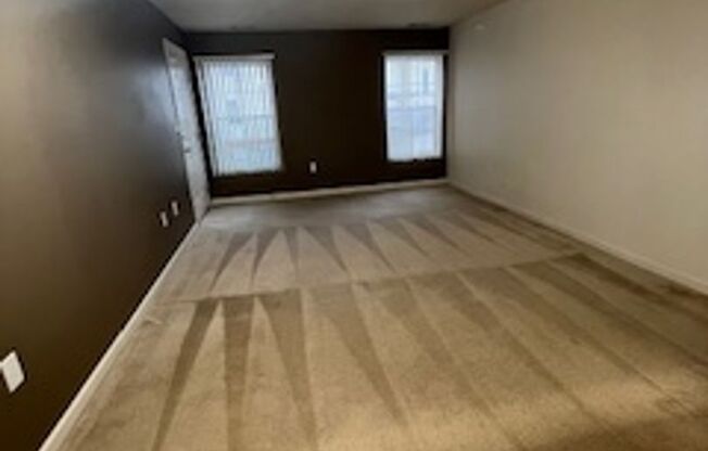 2 beds, 2 baths, 1,080 sqft, $1,189, Unit 54