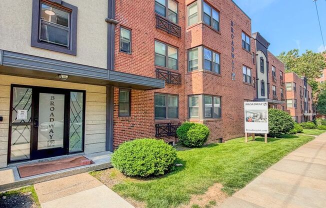 1 bed, 1 bath, 517 sqft, $1,096, Unit 415-03