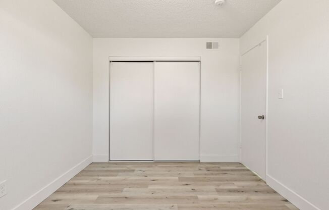 2 beds, 1 bath, 850 sqft, $1,650, Unit 55