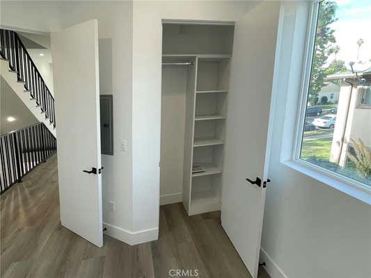 3 beds, 3 baths, 1,243 sqft, $4,300