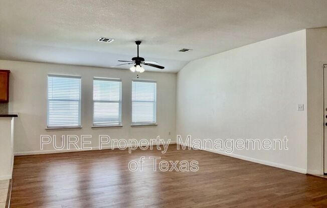 7833 SQUIRREL HOLW DR