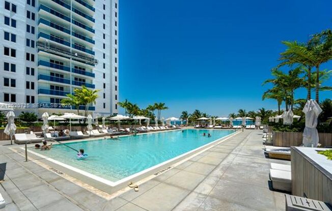 1 bed, 1 bath, $6,500, Unit # 804