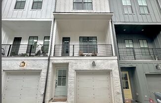 Luxury Buckley Townhome | Modern 2BR, 2BA with Tandem 2-Car Garage