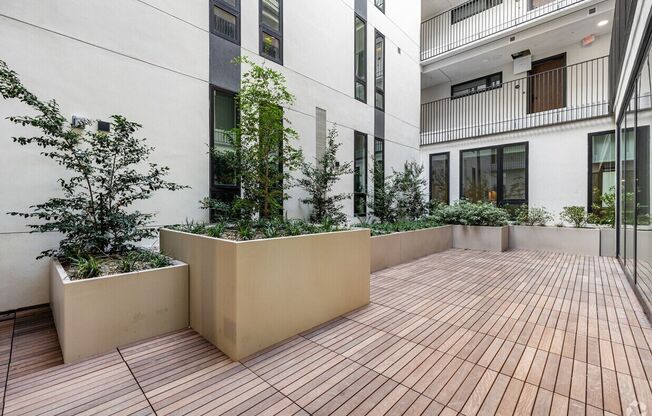 1 bed, 1 bath, 678 sqft, $3,650, Unit 418