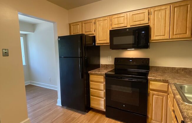 1 bed, 1 bath, 745 sqft, $1,825, Unit 14217 #204