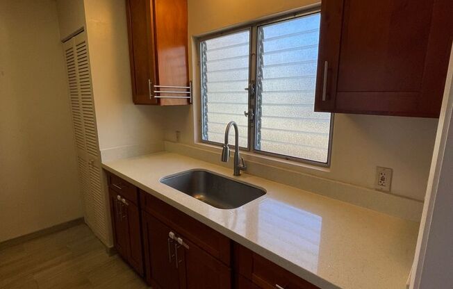 Spacious 1bedroom unit in the heart of Makiki!