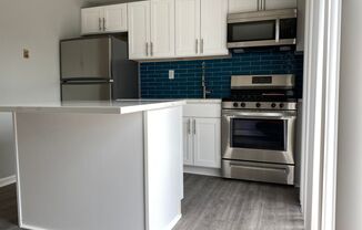 1 bed, 1 bath, 600 sqft, $1,475, Unit C - 28