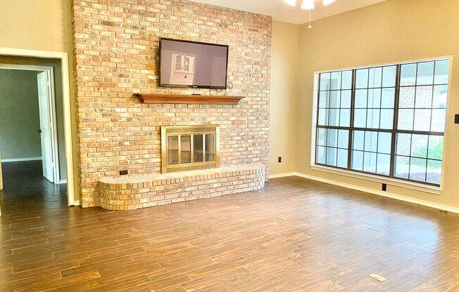 2300 Alicia Court