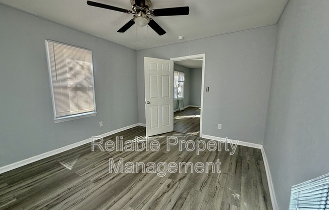 517 S FUQUAY AVE