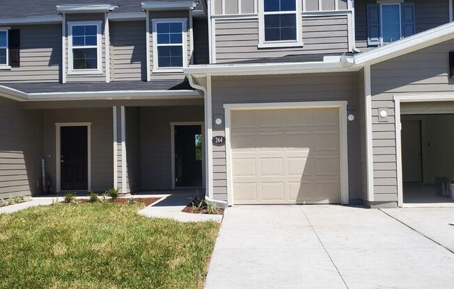 NEW 3 BEDROOM 2.5 BATH TOWNHOME