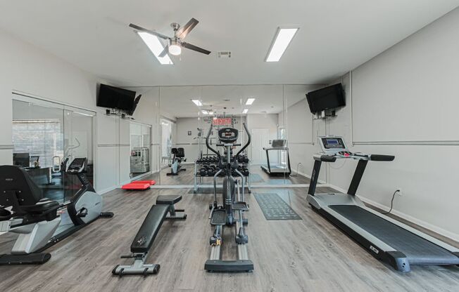 cardio and weight room in west houston luxury apartments