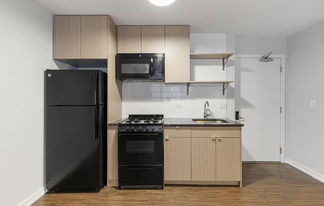 1 bed, 1 bath, 351 sqft, $1,750, Unit 406