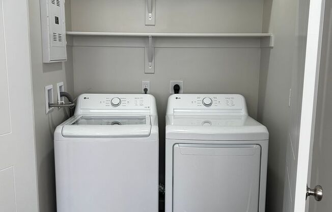 1 bed, 1.5 baths, 941 sqft, $1,595, Unit 218 - L941 LOFT