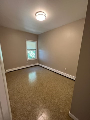 2 beds, 1 bath, 1,000 sqft, $2,600, Unit 3