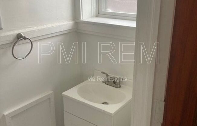 Studio, 1 bath, 250 sqft, $635, Unit 305
