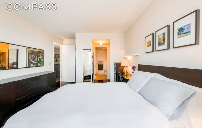 2 beds, 2 baths, 1,100 sqft, $7,500, Unit 43C