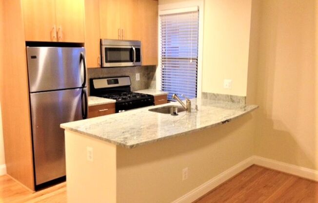 Studio, 1 bath, 337 sqft, $2,300, Unit W708