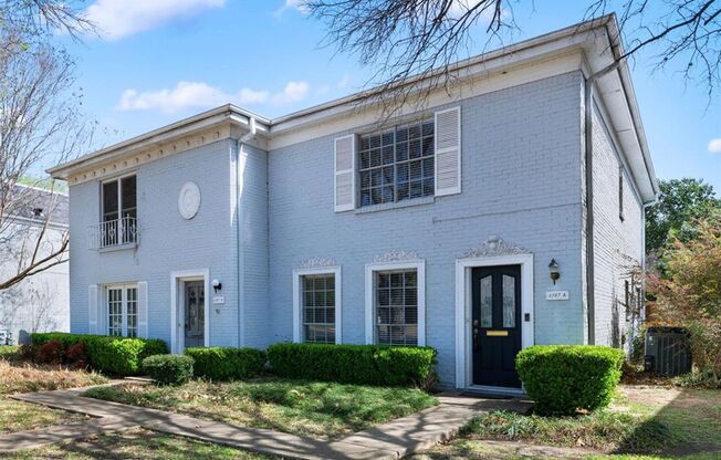 AVAILABLE NOW: 3BD / 2.5 BA