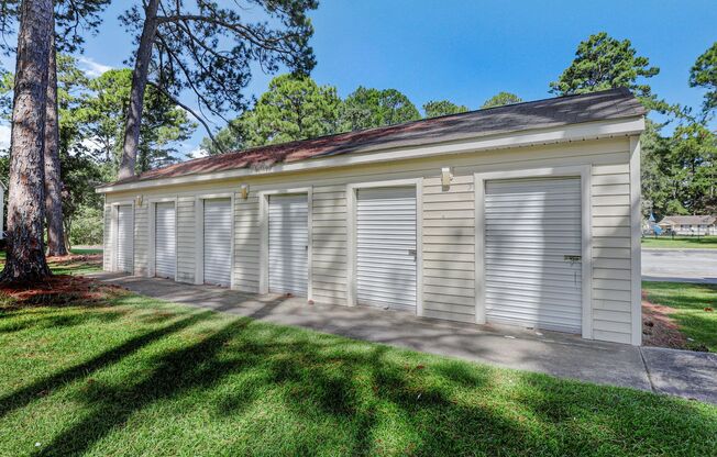 3 beds, 2 baths, 990 sqft, $1,200, Unit 06D