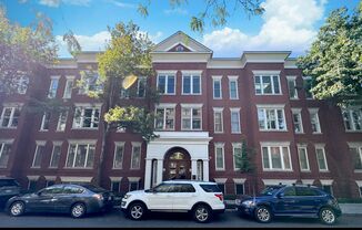 Stunning 2 BR/2 BA Condo in Dupont Circle!