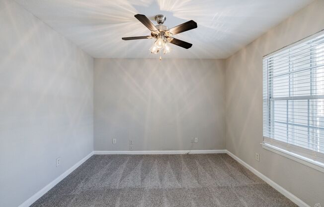 2 beds, 2 baths, 1,000 sqft, $1,450, Unit 2040