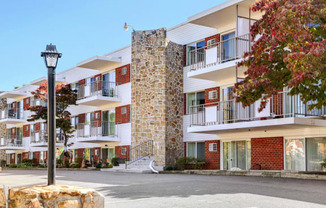 Located a block away from Easton Hospital, the community offers off-street parking and is an easy commute to Bethlehem, Allentown, and New Jersey.