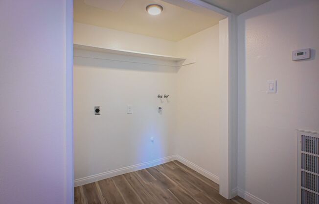 2 beds, 2 baths, 1,010 sqft, $1,695, Unit 6529