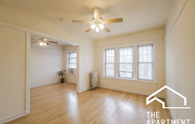 1932 W WINONA ST