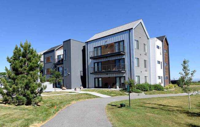West Village at Four Points - Apartments in Bozeman