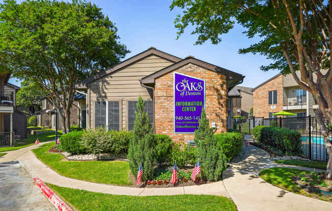 Leasing Office Exterior at Oaks of Denton in Denton, TX