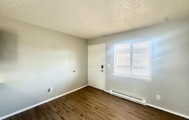 1 bed, 1 bath, 445 sqft, $895, Unit Unit U
