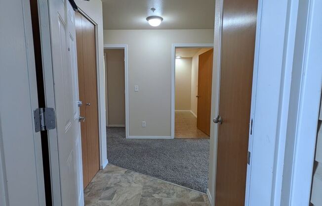 2 beds, 2 baths, 994 sqft, $1,575, Unit E302