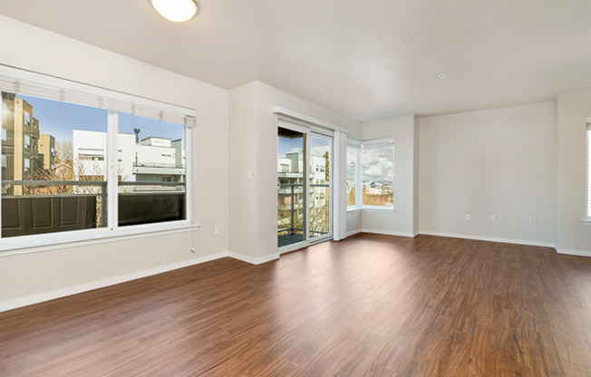 1 bed, 1 bath, 680 sqft, $2,095, Unit 301