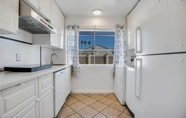 18521 Mayall St Unit D