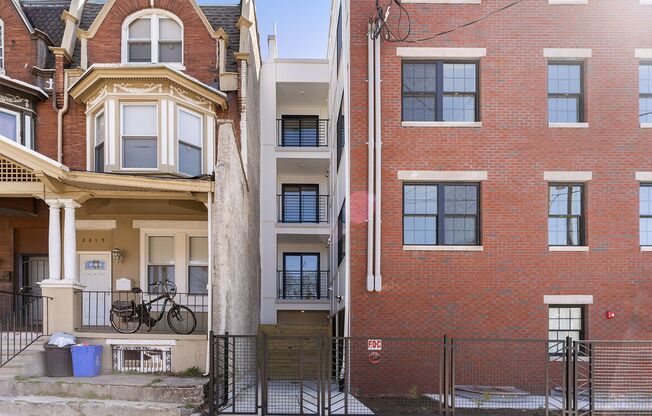 Beautiful Fairmount Park Multifamily Luxury 2-3BR Apartments