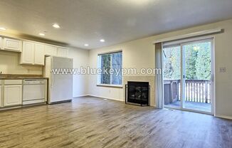 3 Bed, 2.5 Baths Duplex in Camas Near LaCamas Athletic Club