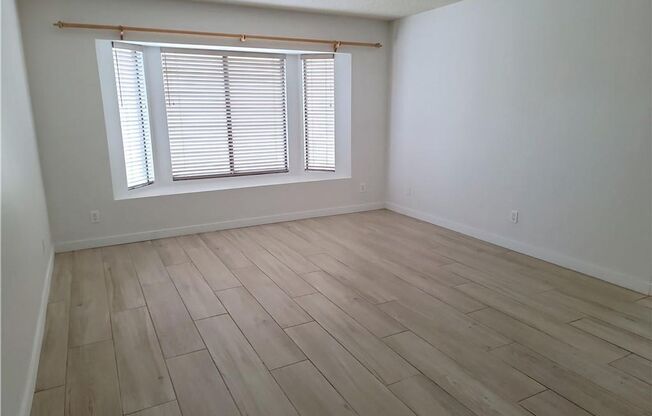 The Lakes Home with No Carpet, Fireplace & Covered Patio