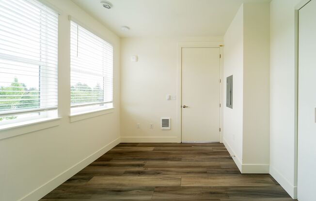 1 bed, 1 bath, 532 sqft, $1,599, Unit 420
