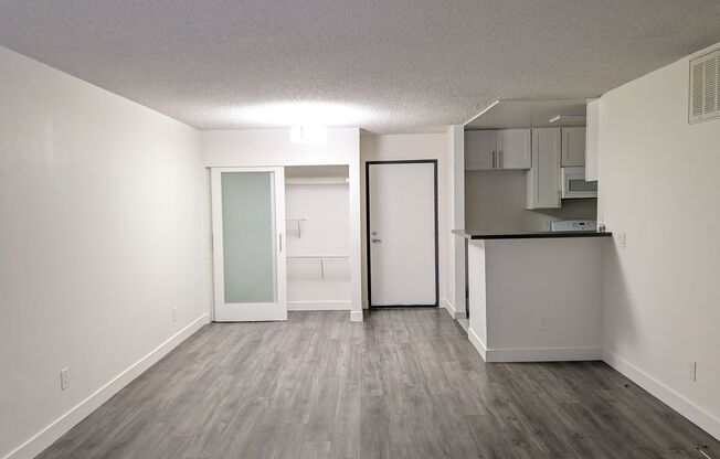 1 bed, 1 bath, 608 sqft, $1,641, Unit 229