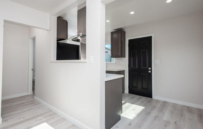 1 Bedroom Duplex in National City *Move In Special!*